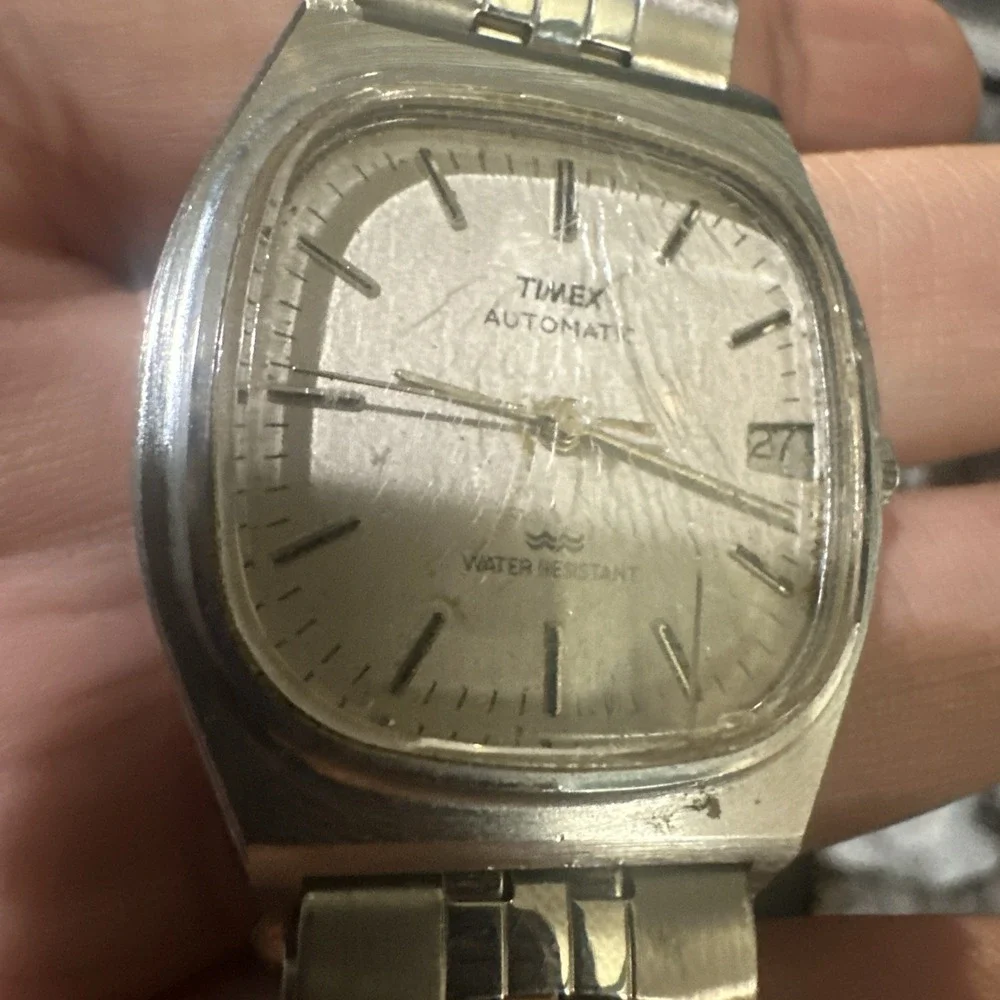 Working Vintage Timex Automatic Mens watch Silver Tone Steel 34mm Fit‎ 7.5 Runs